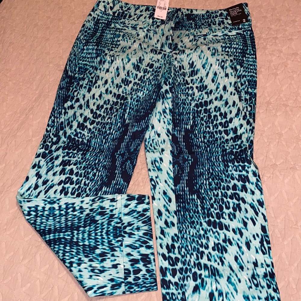 NWT The Crosby size 2 Slim leg Crop Pants